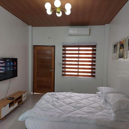 Flb Apartelle Los Banos Los Banos  Exterior photo